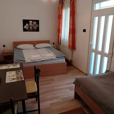 Erika Habitación en casa particular Siófok