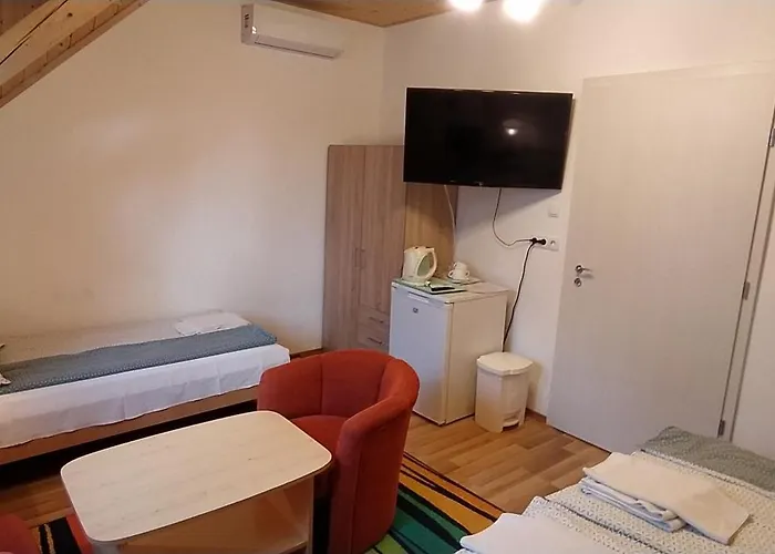 Erika Homestay szállás *