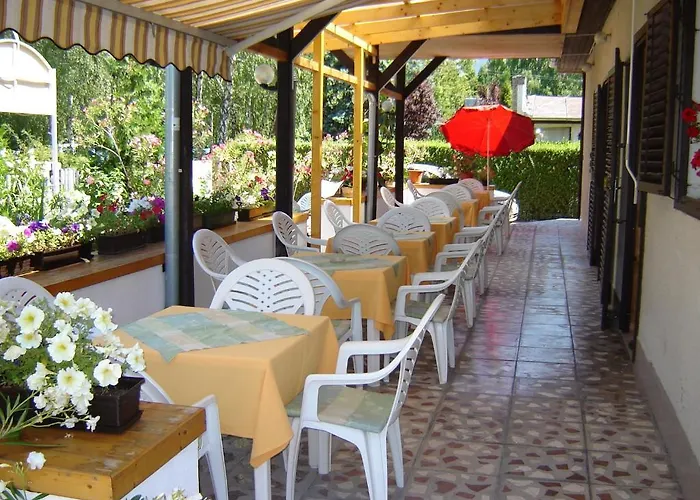 Erika Homestay szállás *